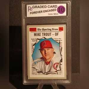 2019 Topps Heritage MIKE TROUT #357 Los Angeles Angels Sporting News